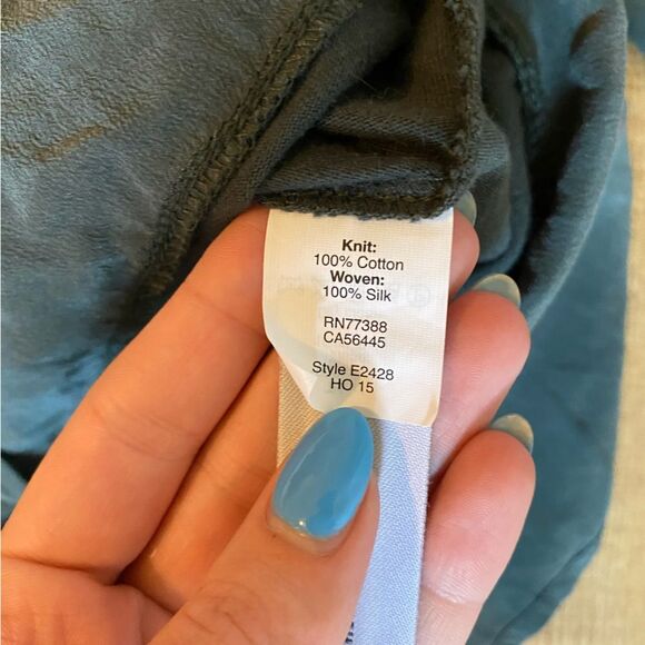 Madewell Size extra small green silk hem long sleeve blouse dolman sage green - Picture 6 of 6